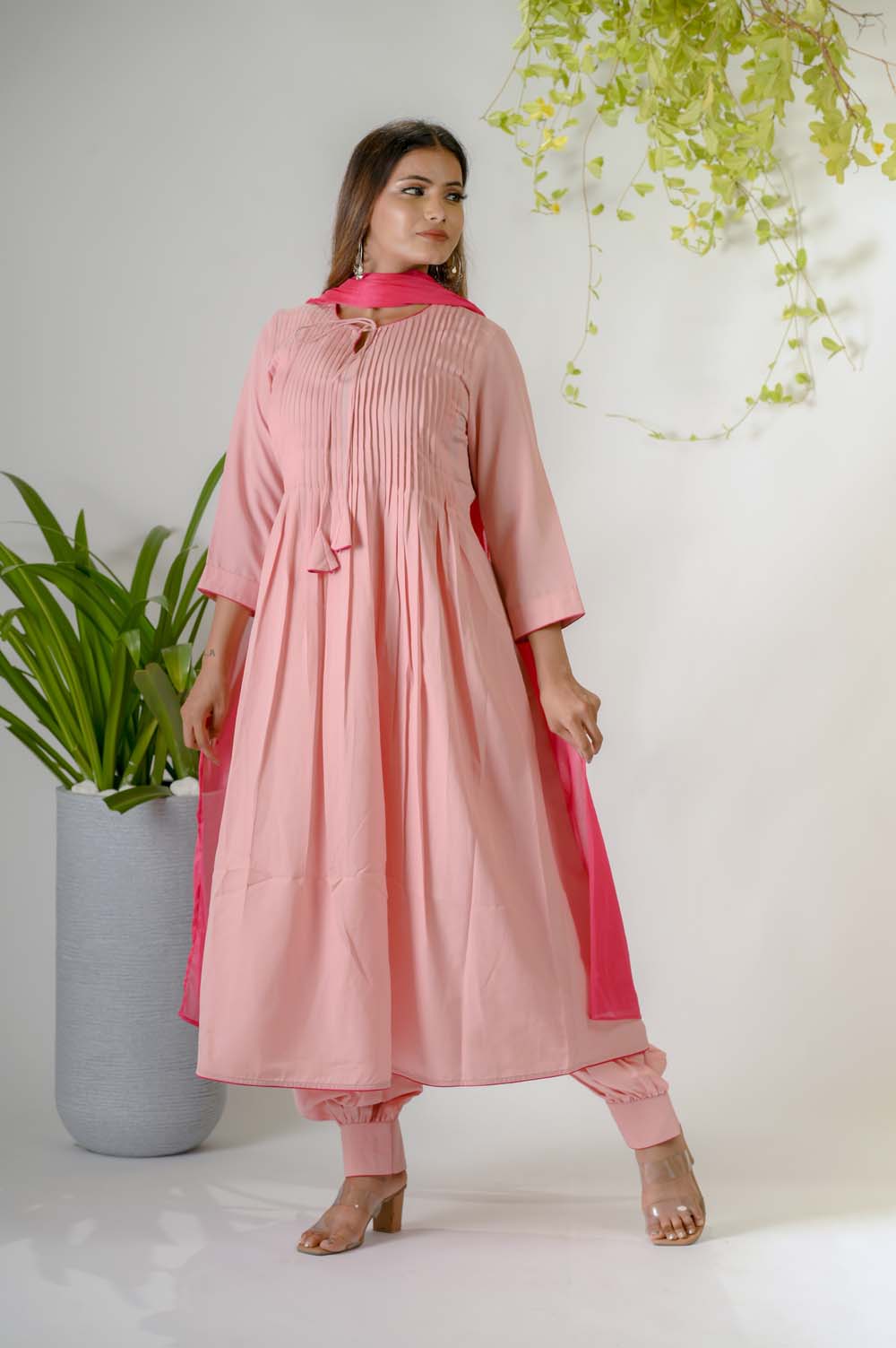 Hue Of Pink Ethnic Wear Kurta Set For Women -  Front View | Oopnik